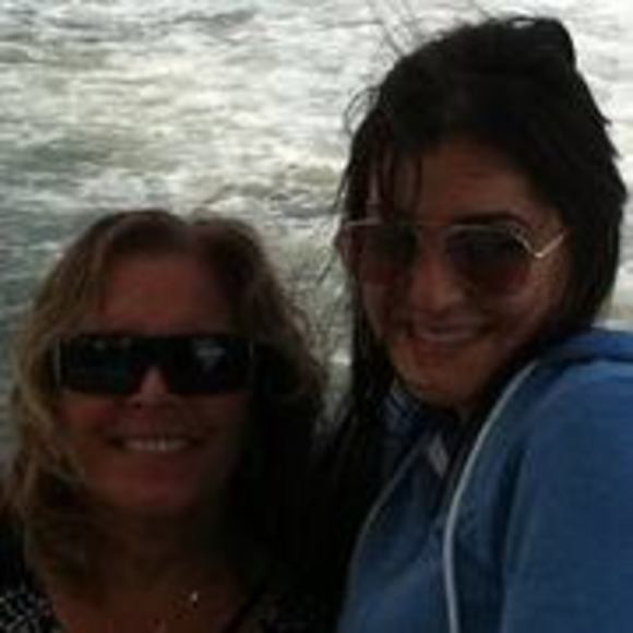 Meet your Posher, Denise - Picture 1 of 1